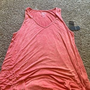 Peach tank NWT